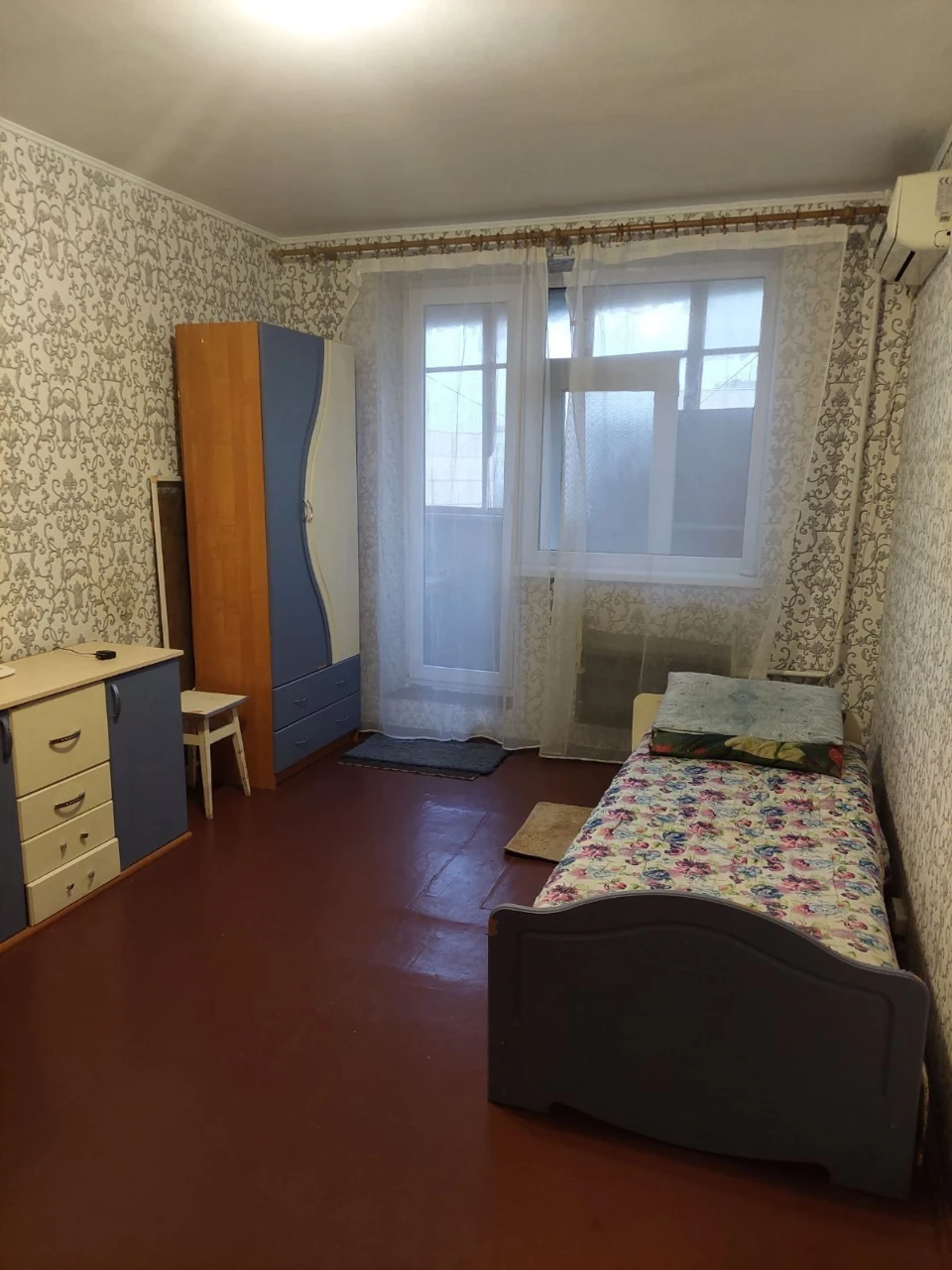 Продається 1-кімнатна квартира в районі Екватора