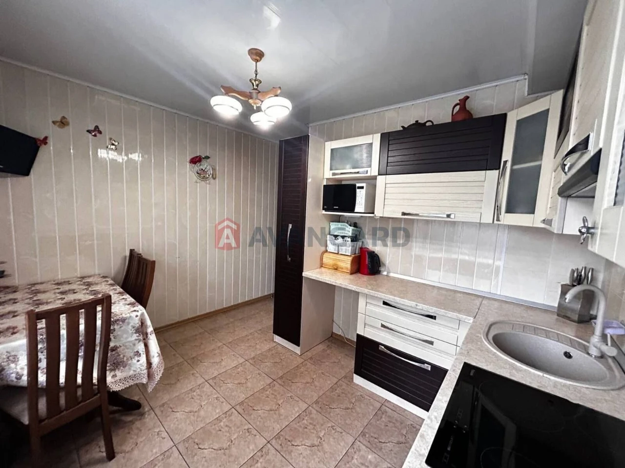 Продаж 4-кімнатної квартири | бульв. Центральний, 23