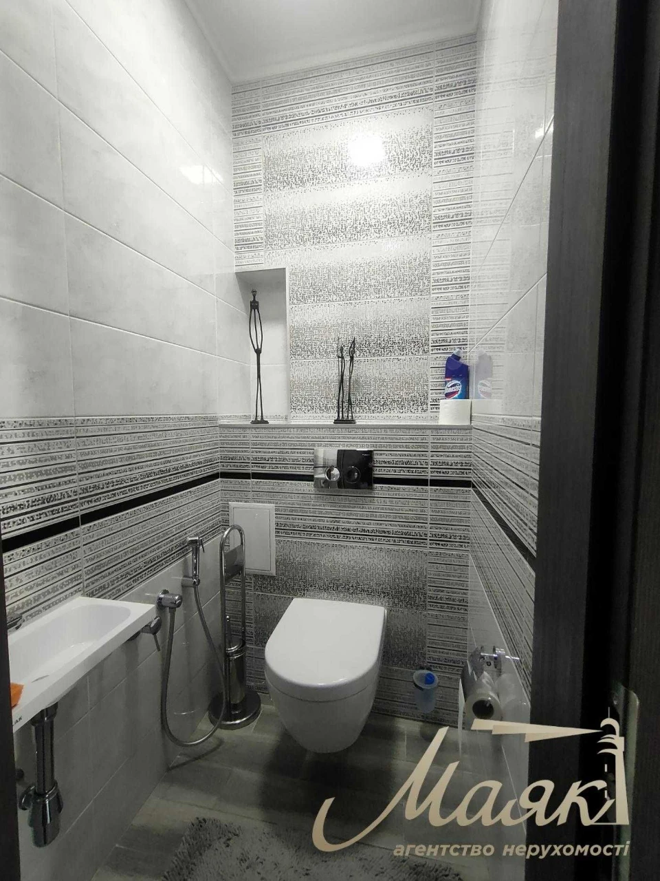 E-home! 3-room apartment in residential complex Lermontova 4/12
