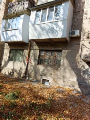 2-room apartment for sale. Universytetskaya 80.