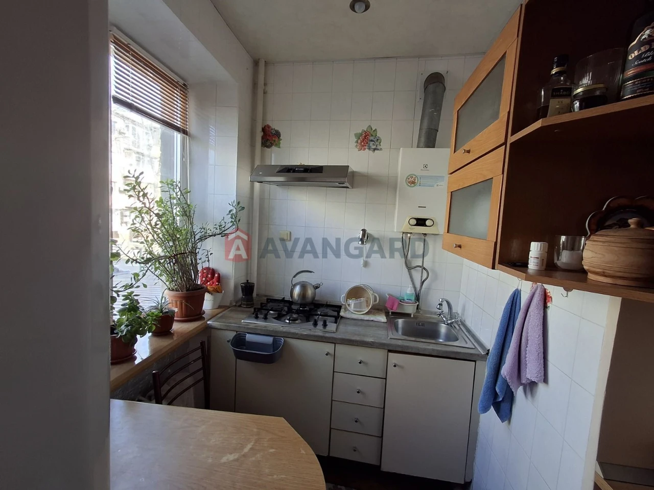 2-room apartment for sale. Universytetskaya 80.