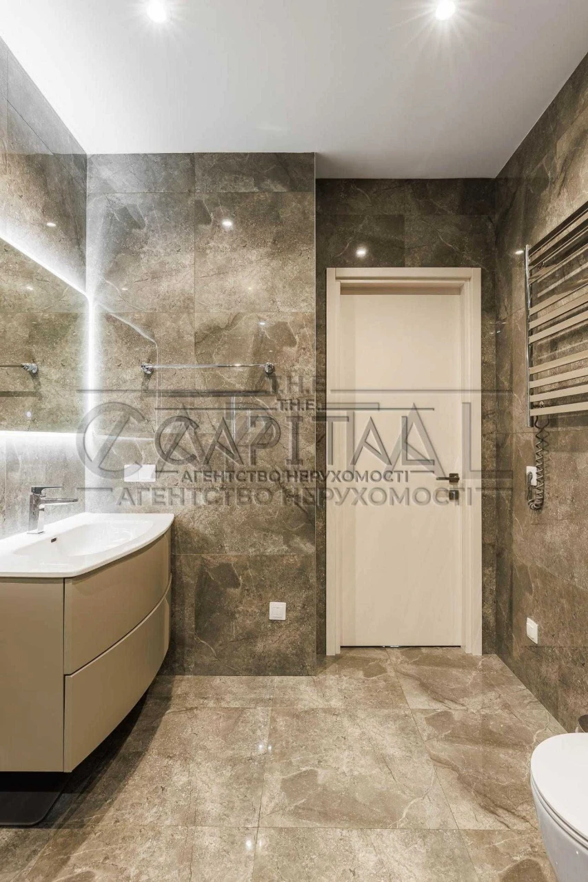 Продажа квартиры с ремонтом ЖК Central Park 78м2 центр Печерск