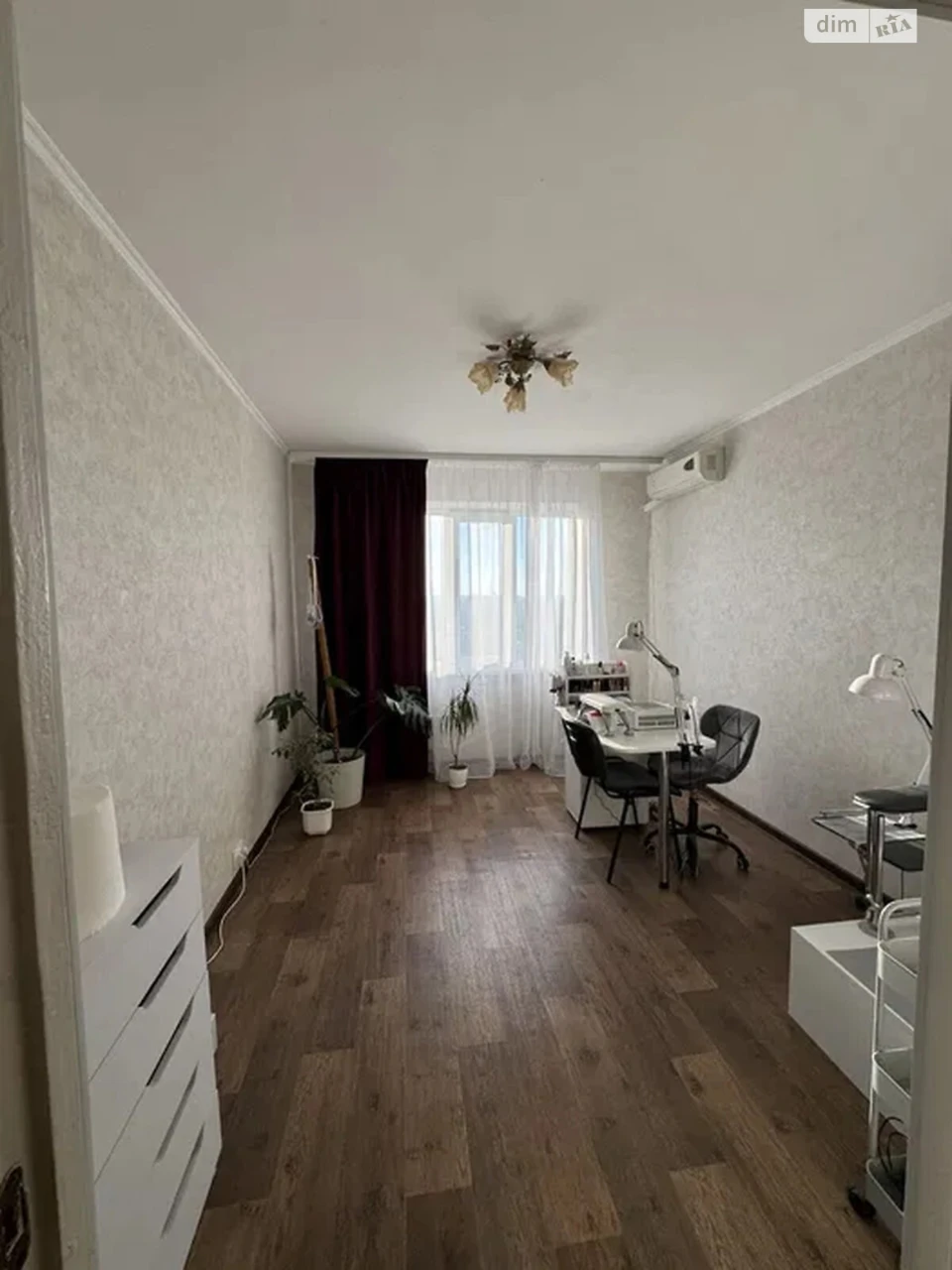 Продажа Квартиры в Райдужном Массиве