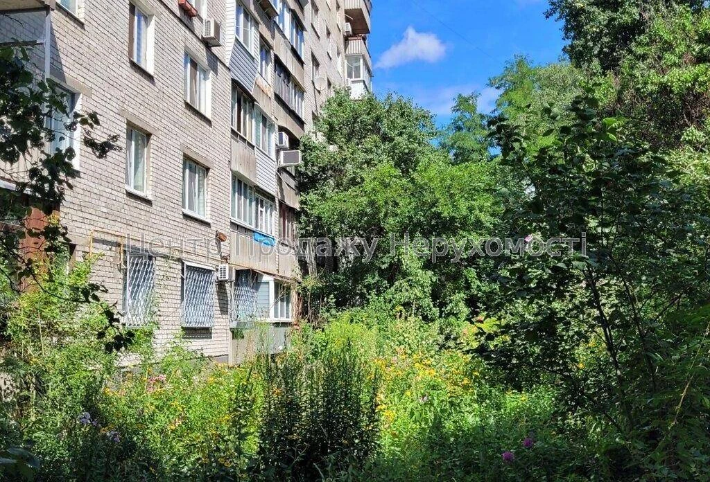 Продаж 2-кімн. квартири 50. 5 м², 1/9 эт, Київ – відмінне ро