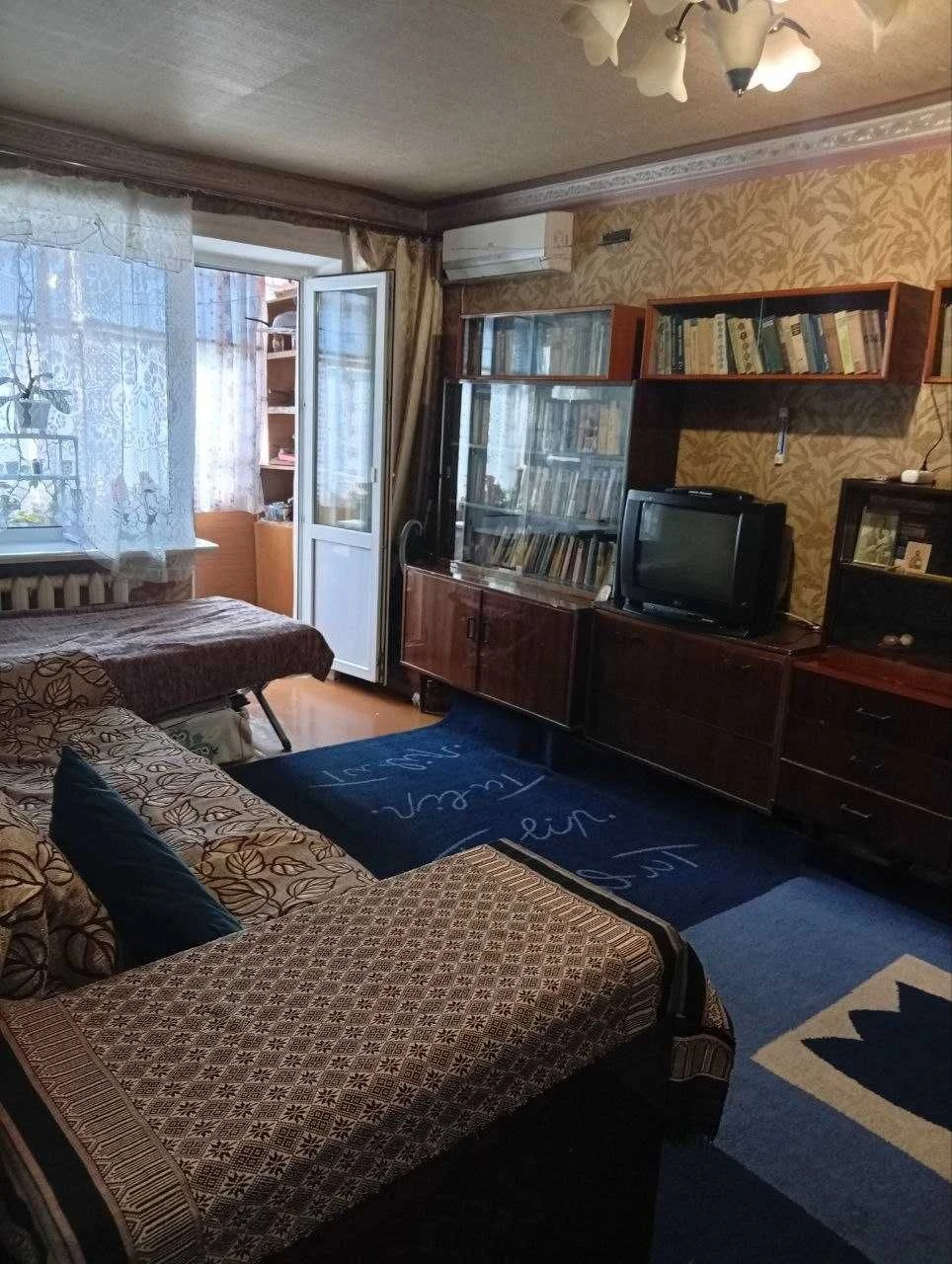 Продам 3к квартиру Гагарина/ Науки 99 . ТЦ NEO PLAZА (власни