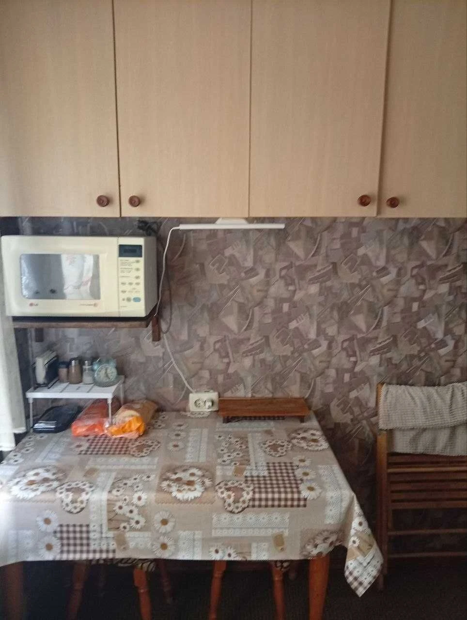 Продам 3к квартиру Гагарина/ Науки 99 . ТЦ NEO PLAZА (власни