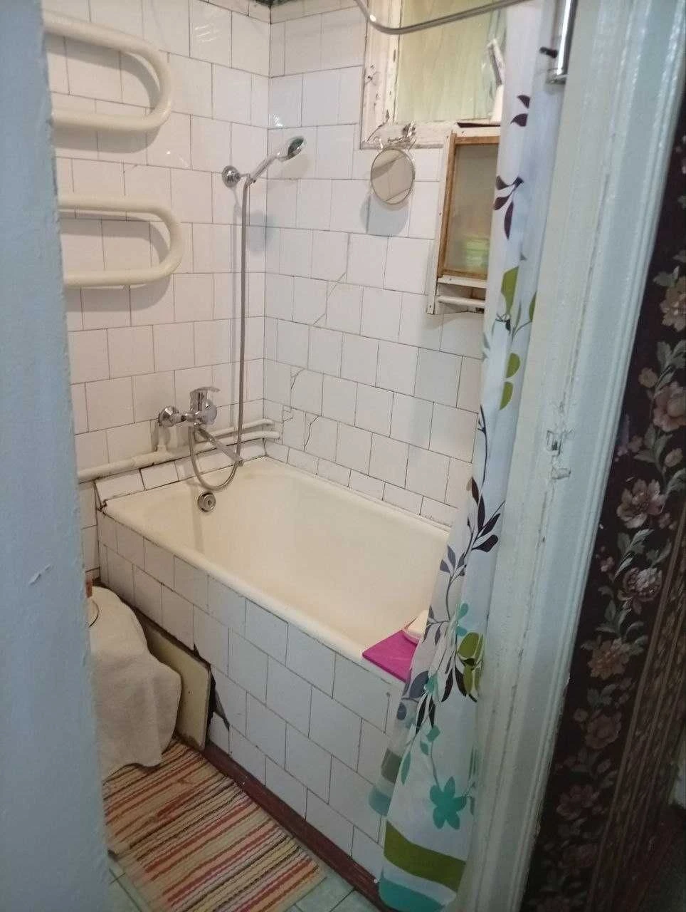 Продам 3к квартиру Гагарина/ Науки 99 . ТЦ NEO PLAZА (власни