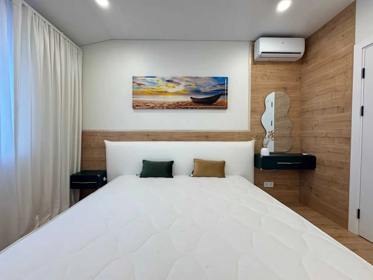 Шикарна півторачка з видом на місто