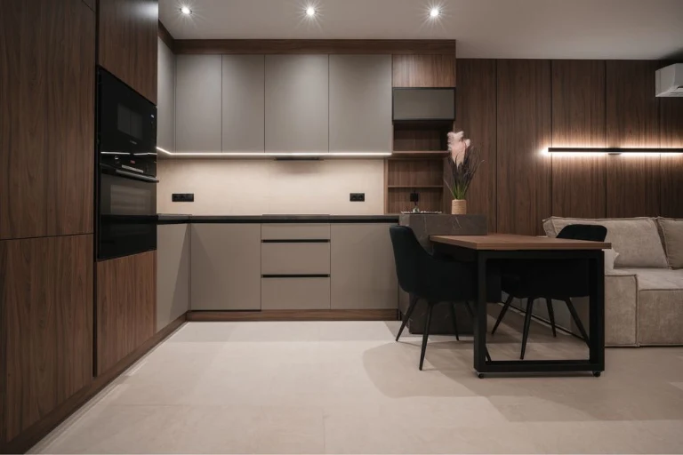 VIP продаж Manhattan Lite велика 2 кім квартиа біля Озера Фр