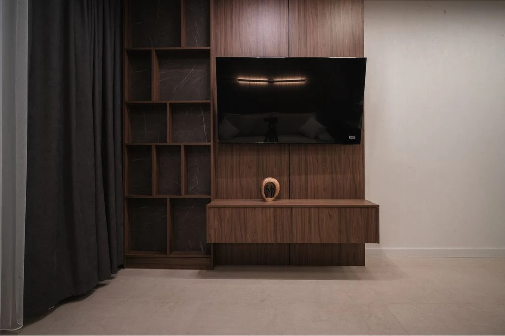 VIP продаж Manhattan Lite велика 2 кім квартиа біля Озера Фр