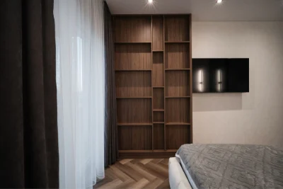 VIP продаж Manhattan Lite велика 2 кім квартиа біля Озера Фр