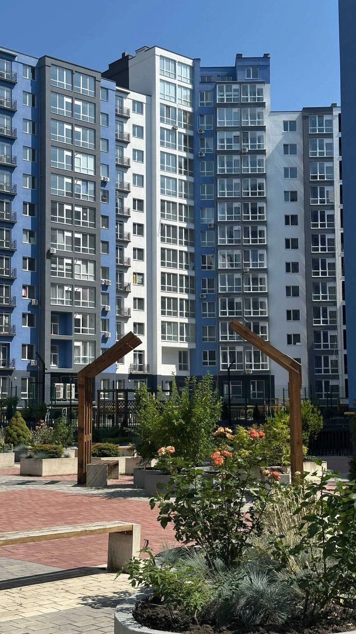 Продам однокомнатную квартиру в центре,Набережная-Княгинин-Гал
