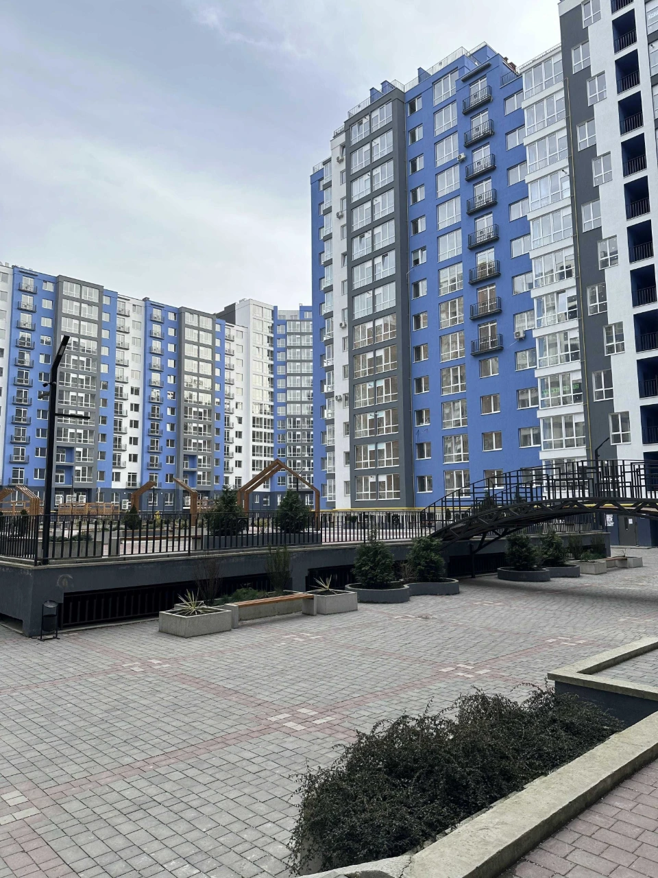 Продам однокомнатную квартиру в центре,Набережная-Княгинин-Гал