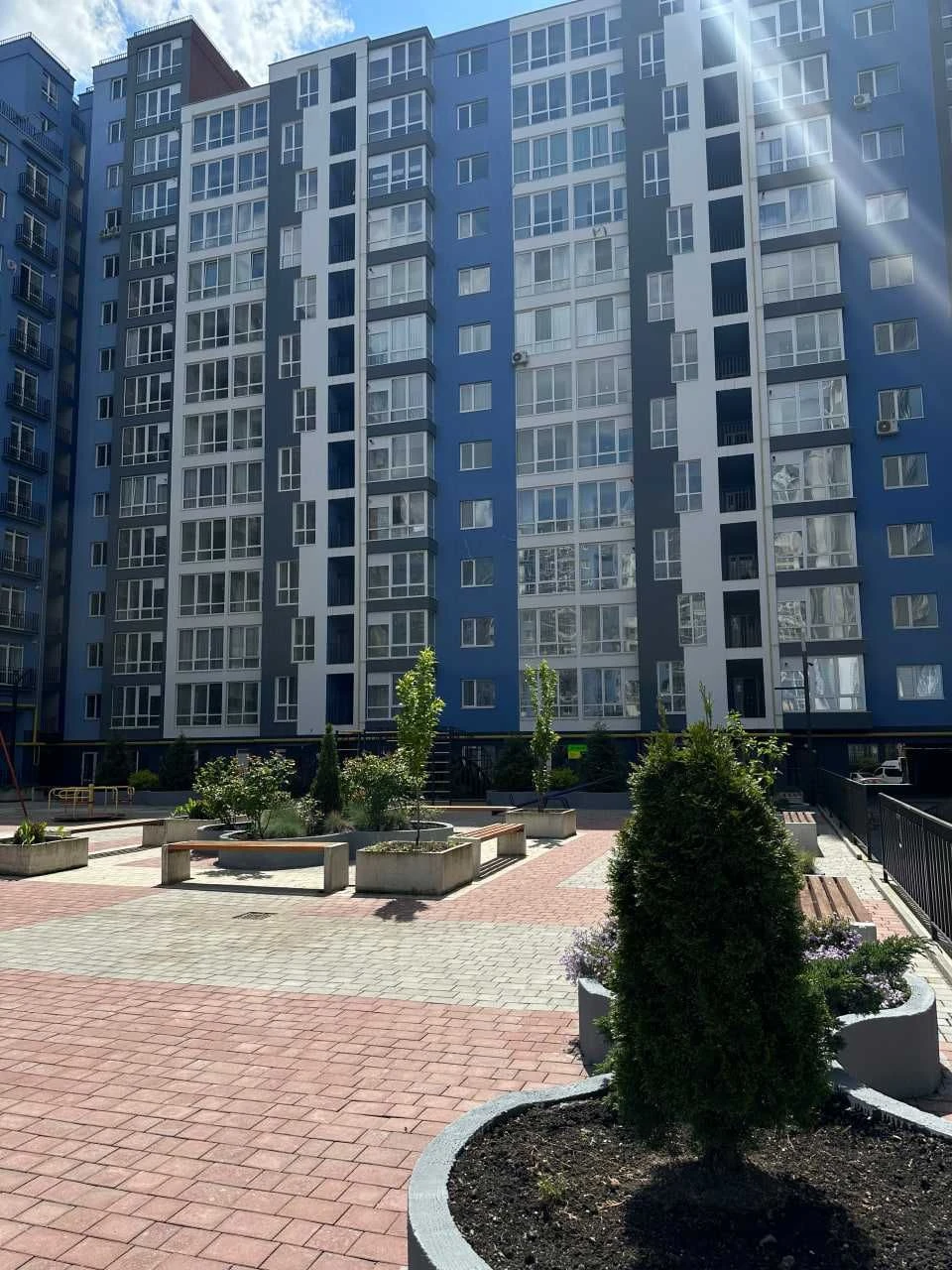 Продам однокомнатную квартиру в центре,Набережная-Княгинин-Гал