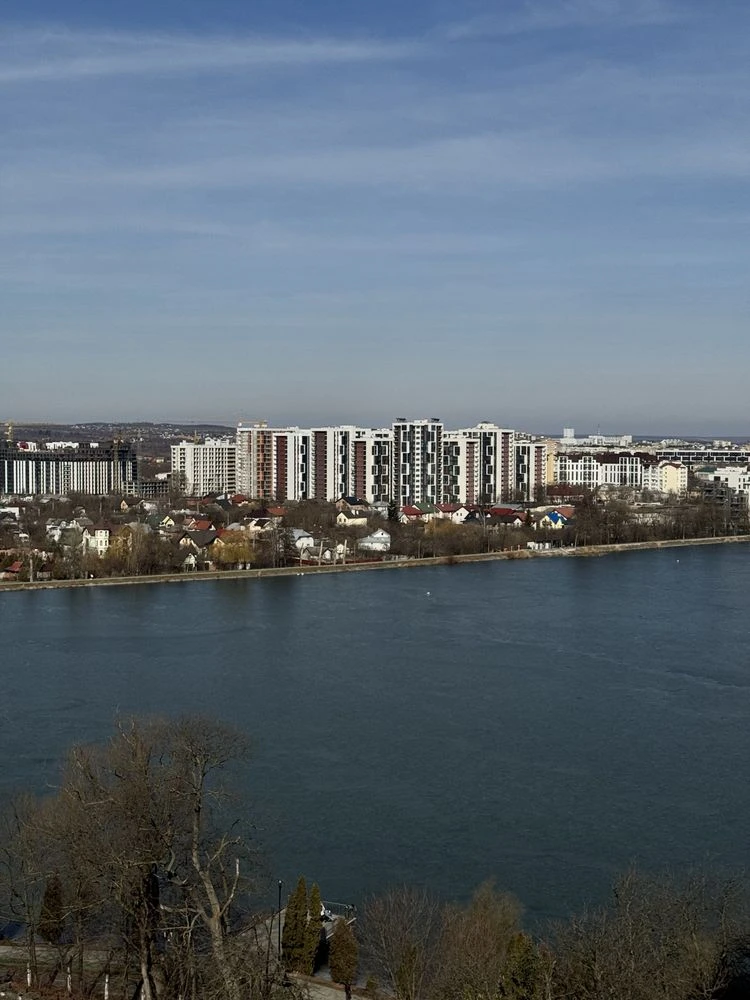 Квартира Бизнес-класса, самый лучший вариант в доме на берегу