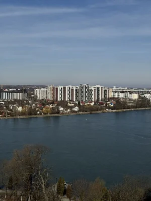 Квартира Бизнес-класса, самый лучший вариант в доме на берегу