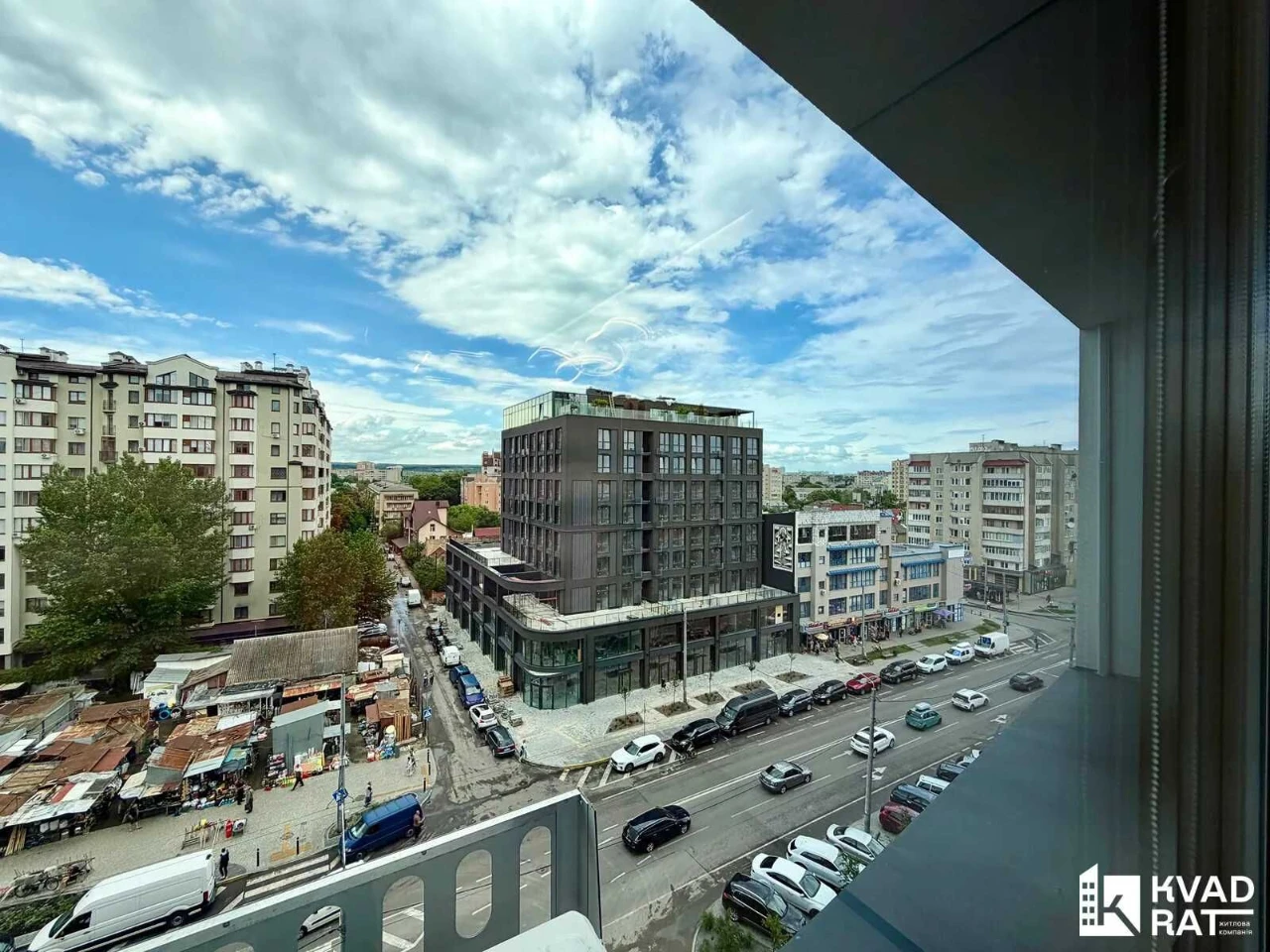 Стильная 2ком с кухней-студией в самом центре города!