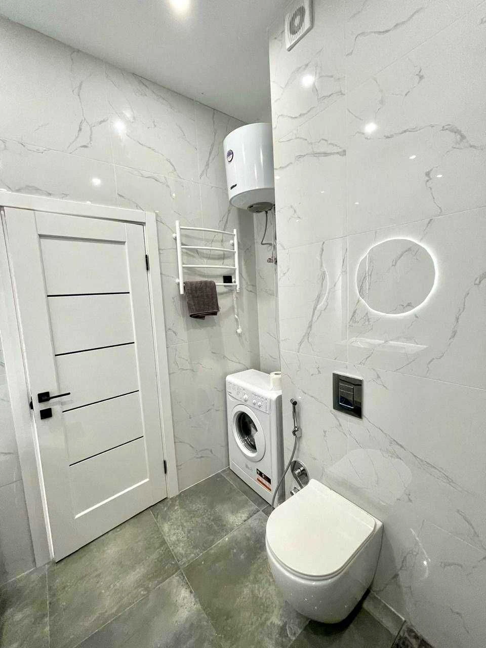 Продажа 1-комн. квартиры с террасой 16 м² и видом на море в