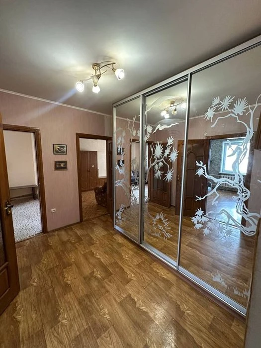 ВиплатиТАК! Двостороння 3к, вікна мп, усе залишається.Оф 2%!