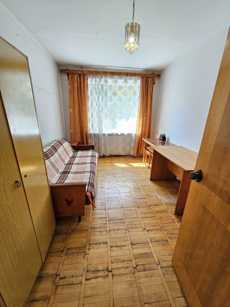 3 room apartment for sale near the park