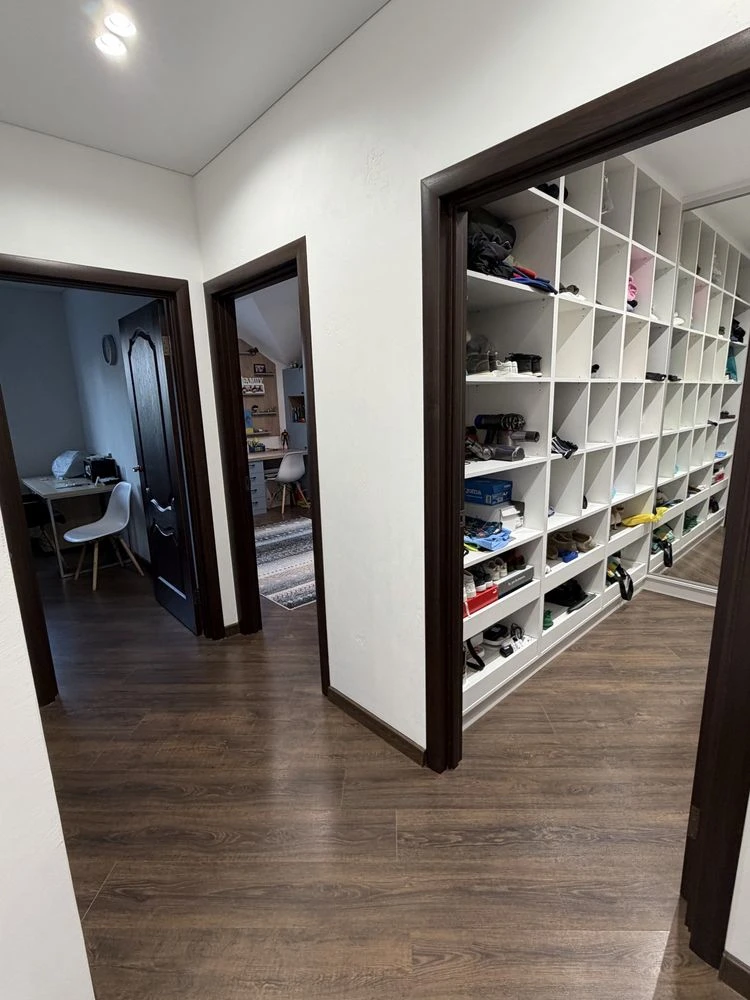 For sale: Private house
