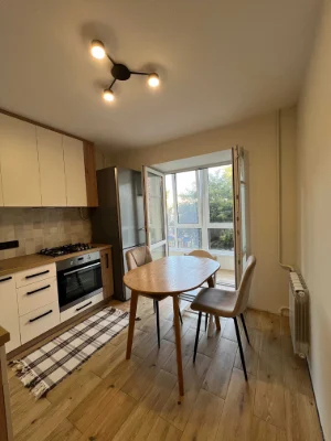 2-кімнатна квартира 60 м² в центрі міста, район 5 кутів