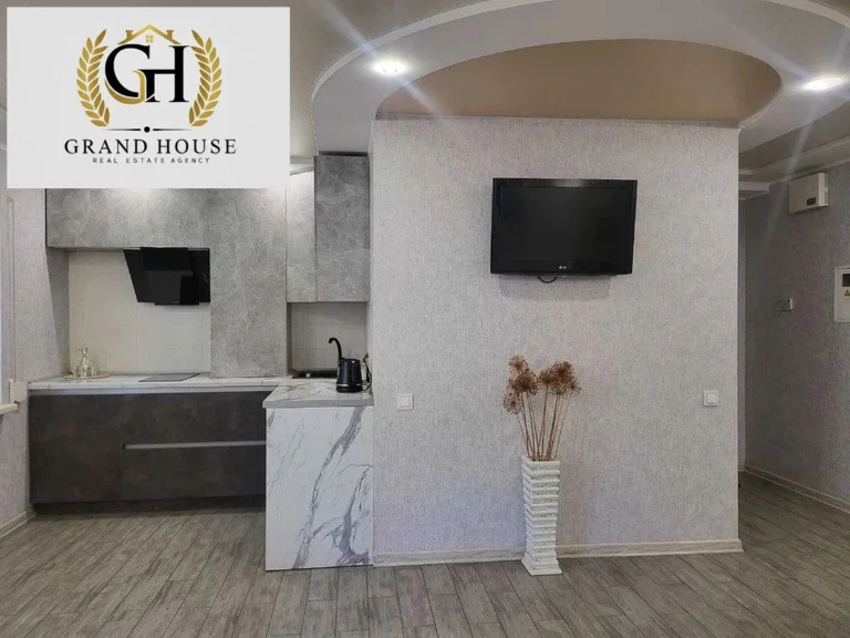 For sale 2-room apartment in the city center