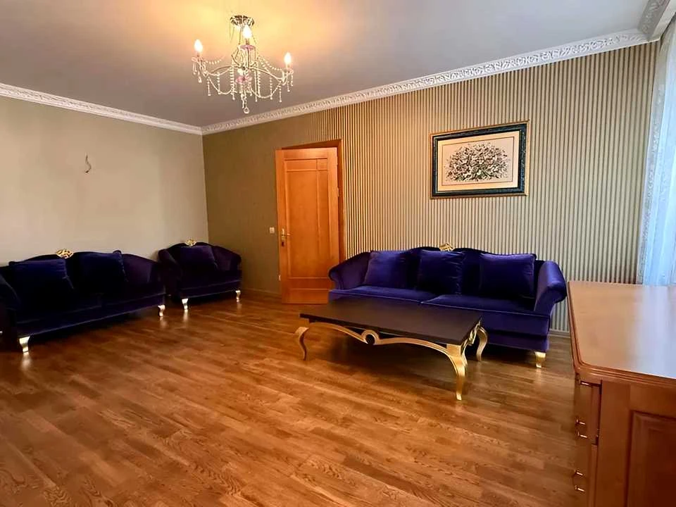 Квартира. Івано-Франківськ, Ринок вул.