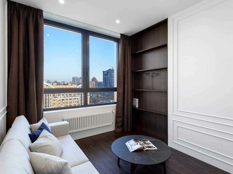 Apartment. Kyiv, Business Street