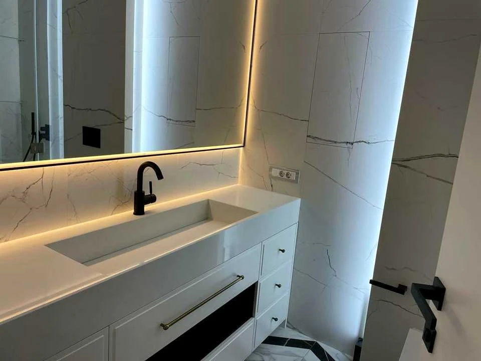 Apartment. Kyiv, Business Street
