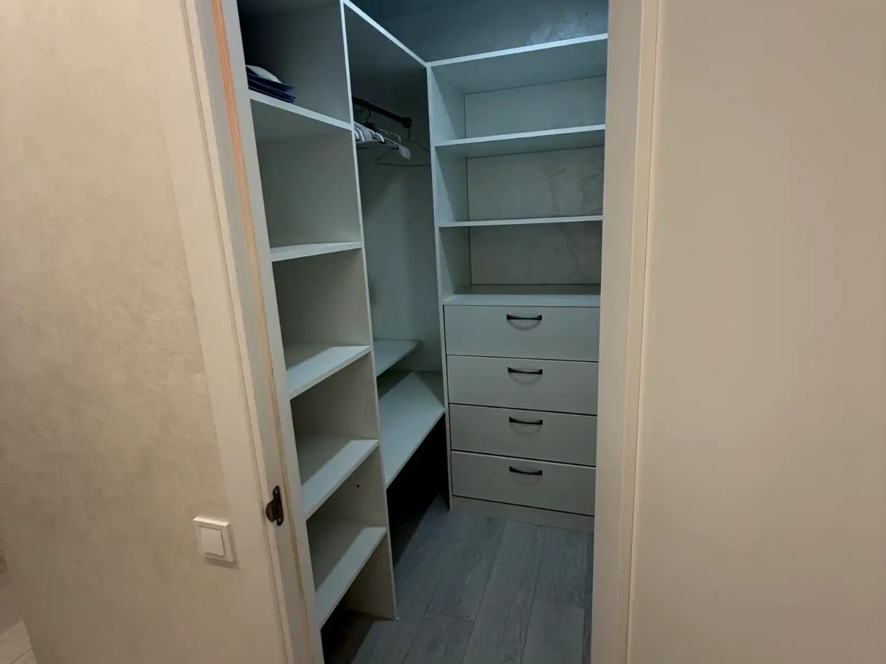 Rent of a 3-room apartment 72 sq.m. 6/10 floor.