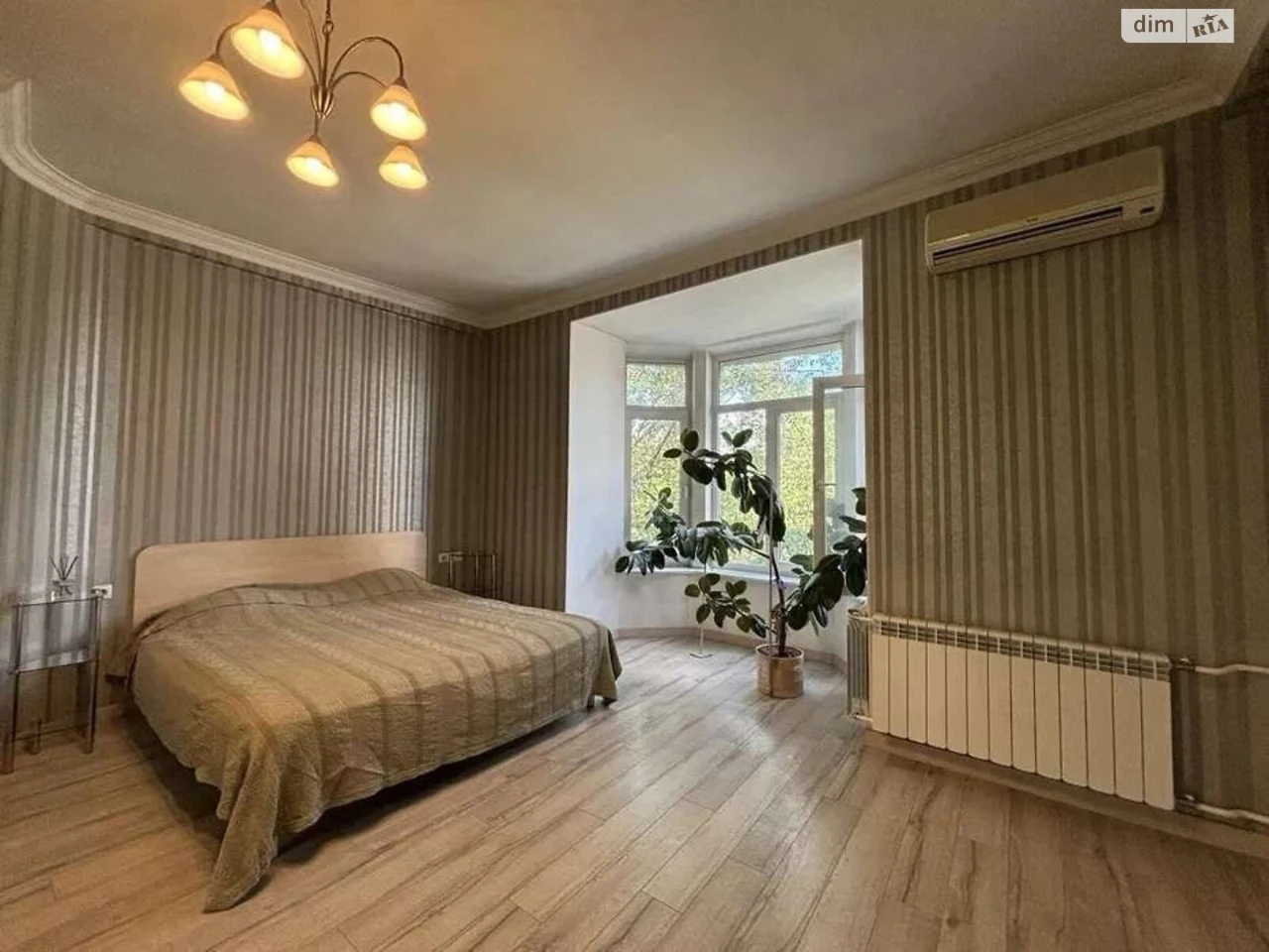Long Term Rental Apartment Holosiiv