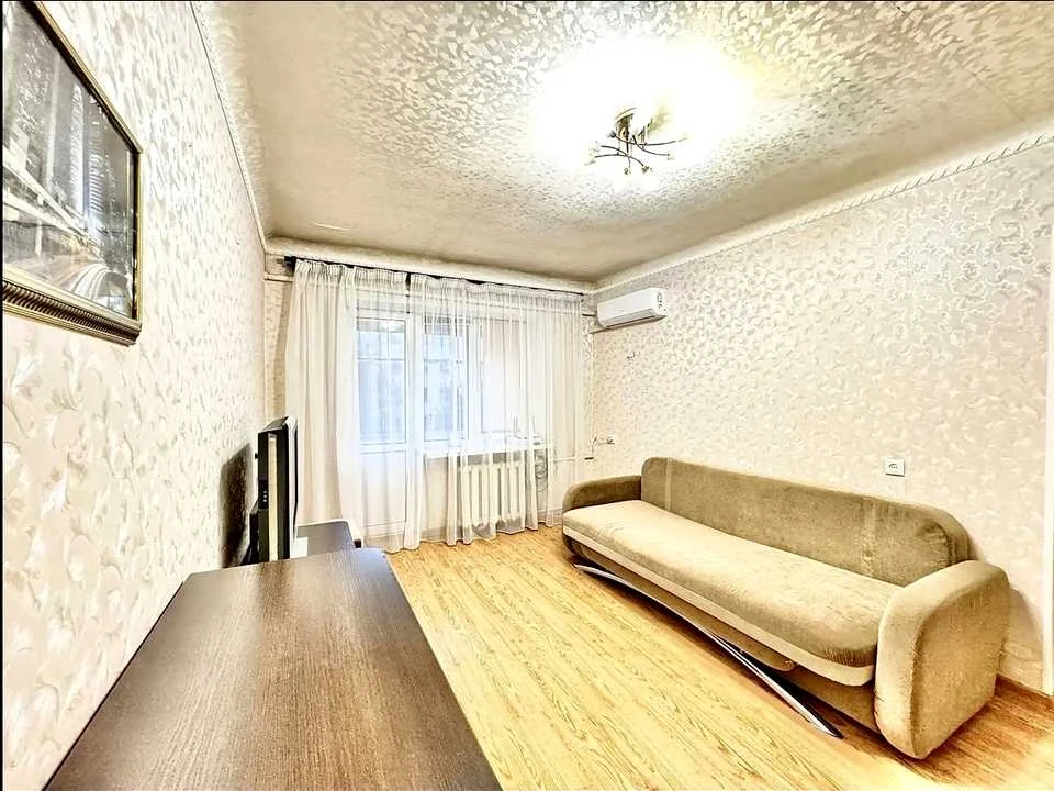 Квартира. Київ, Святослава Хороброго вул.