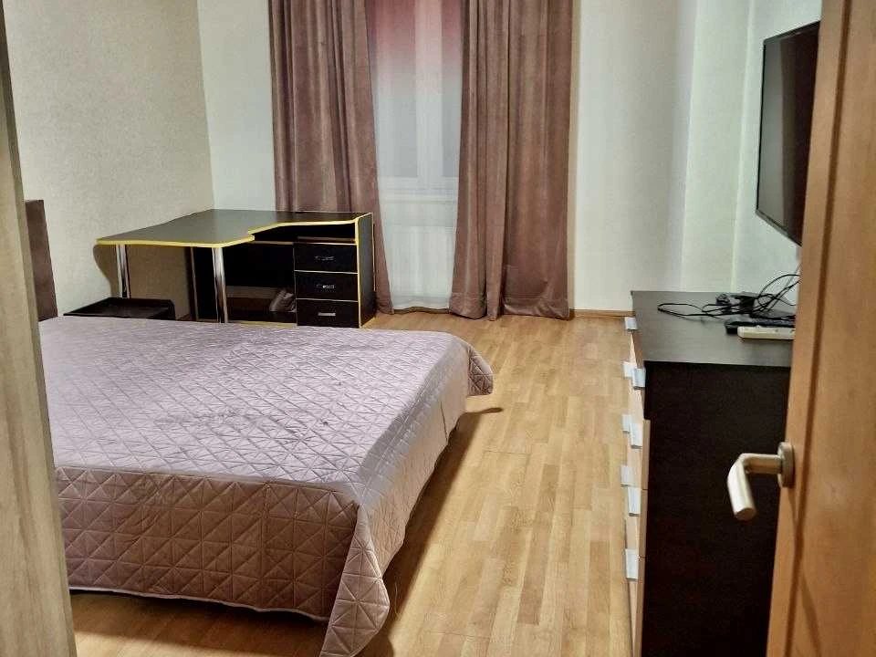 Квартира. Київ, Полтавська вул.