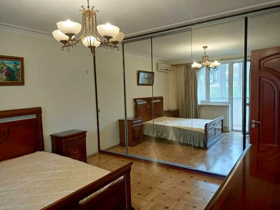 Apartment. Kyiv, Mokra Street.