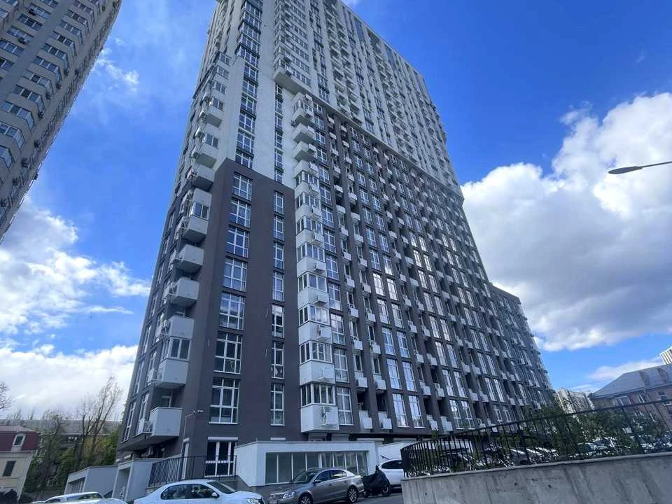 Квартира. Киев, улица Ростиславская
