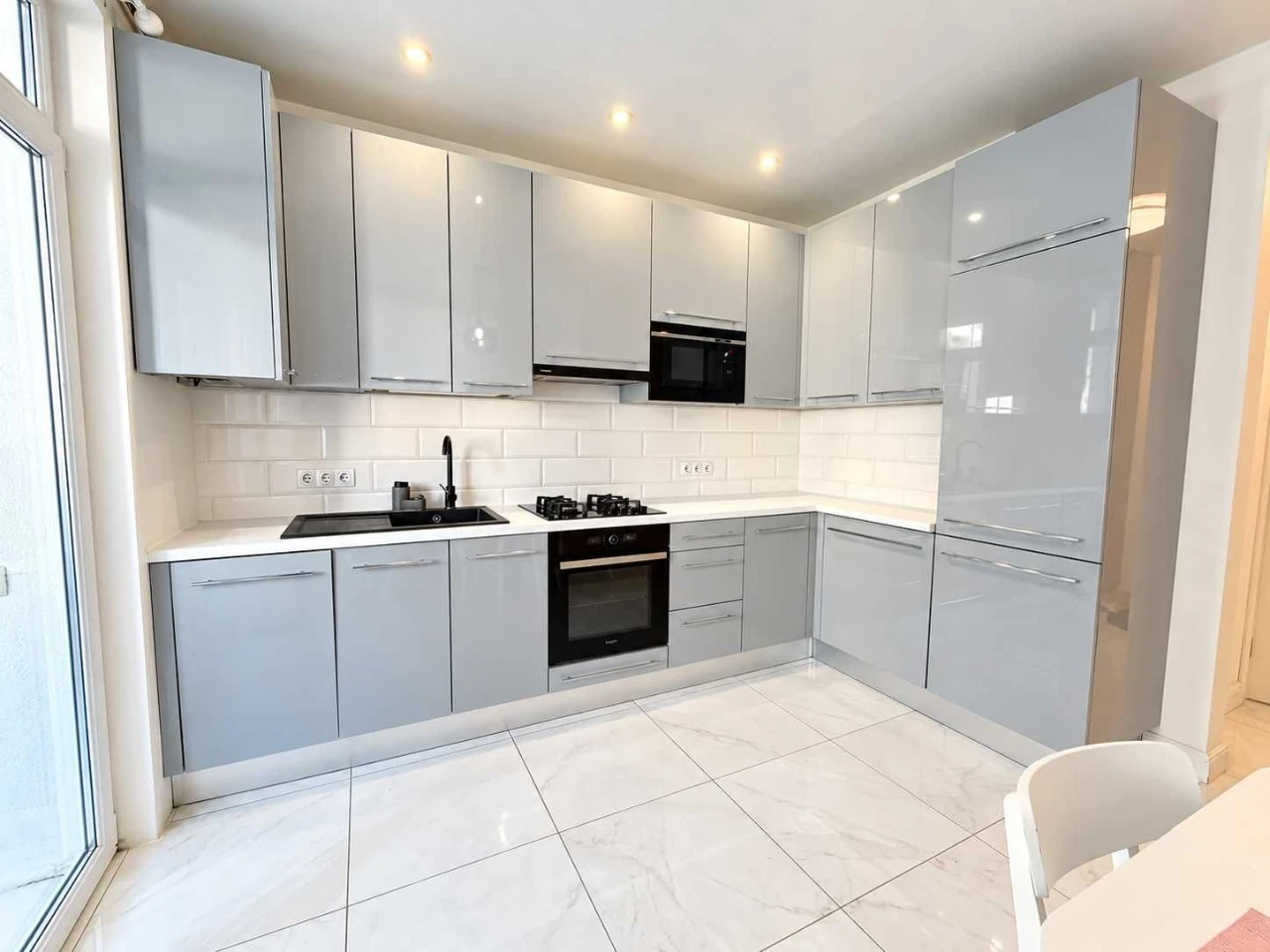 Sale of a 1-room apartment in residential complex "Malv", St. Ugorska, 14