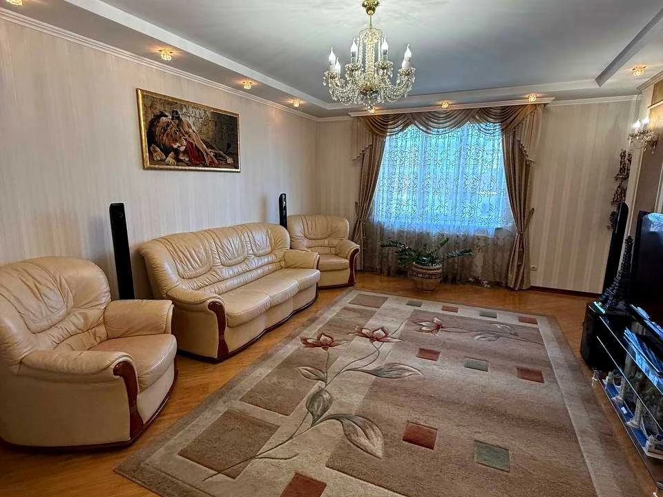 Квартира. Львів, вулиця Івана Рубчака