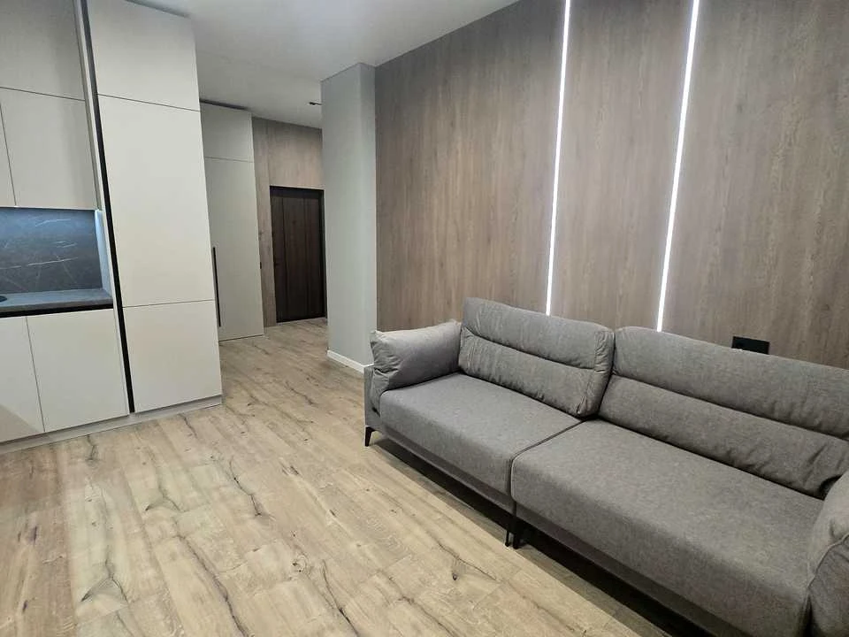 Apartment. Kyiv, Vyshorodska St.