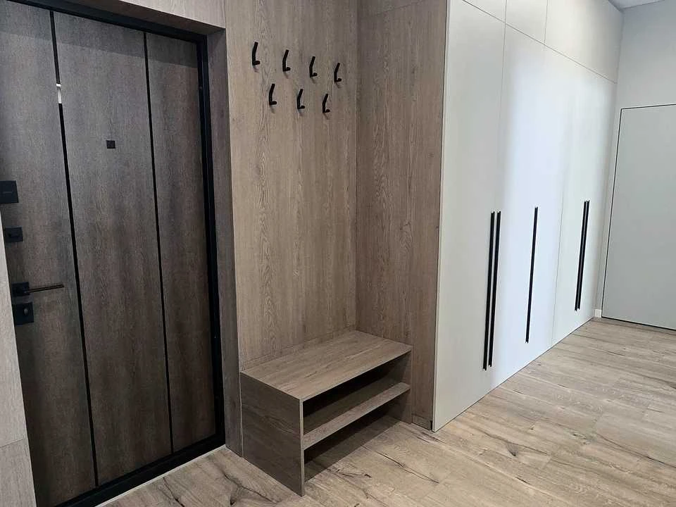 Apartment. Kyiv, Vyshorodska St.