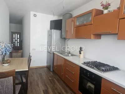 Продажа квартиры с качественным капитальным ремонтом, Солом'янская
