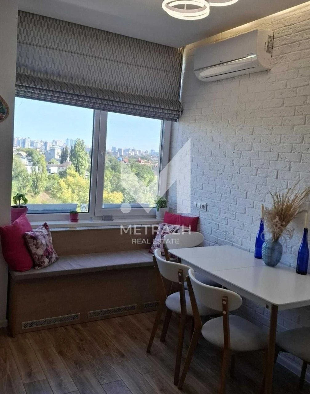 Sale of 1-room apartment with renovation in residential complex "Parkland" / Gas