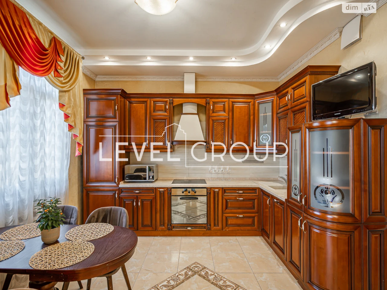 Sale of Apartment in Left Bank District