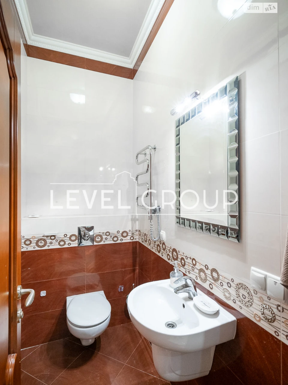 Sale of Apartment in Left Bank District