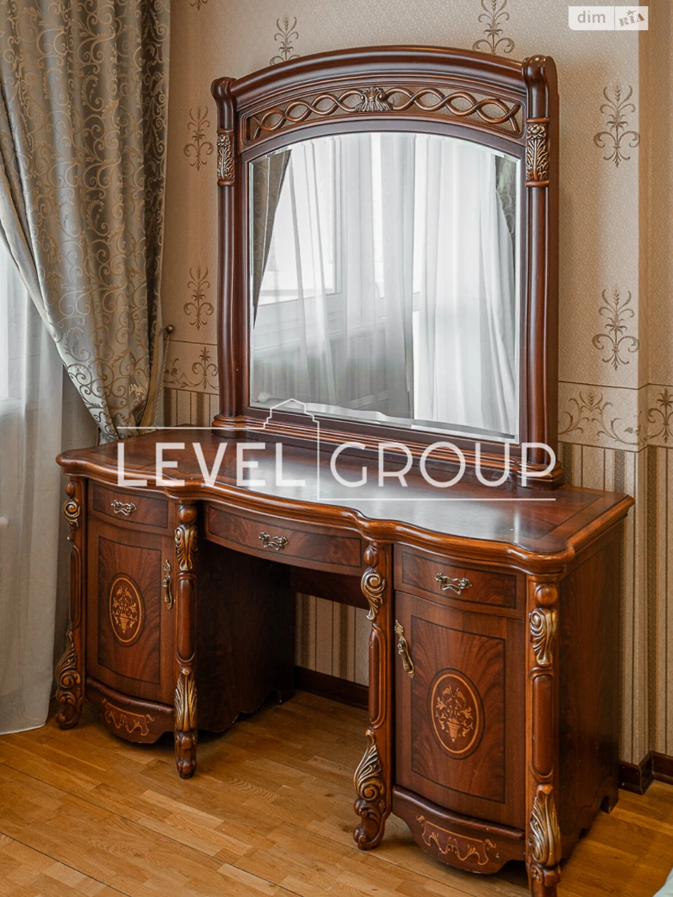 Sale of Apartment in Left Bank District