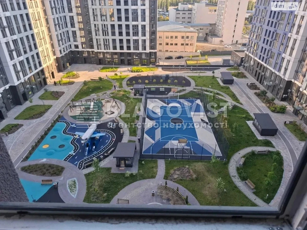 Sale of Apartment in Chokolivka