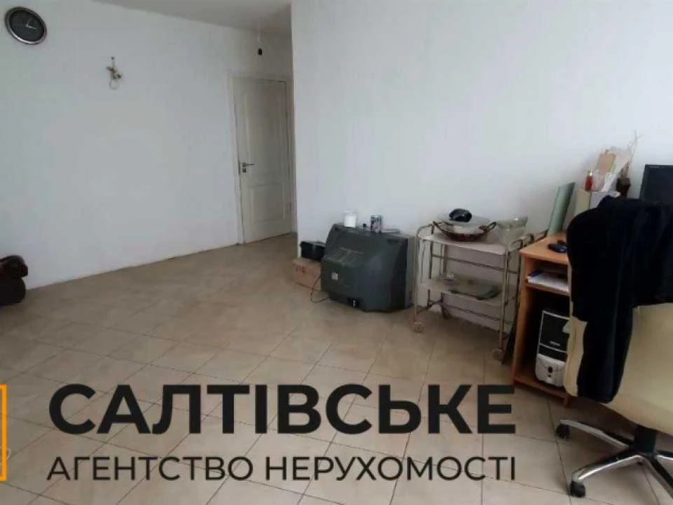 Apartment. Kharkiv, Traktorobudivnykiv Prospect