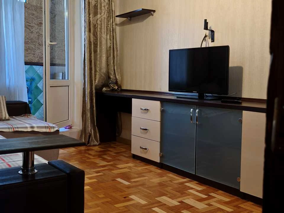 Квартира. Харьков, ул. Амосова