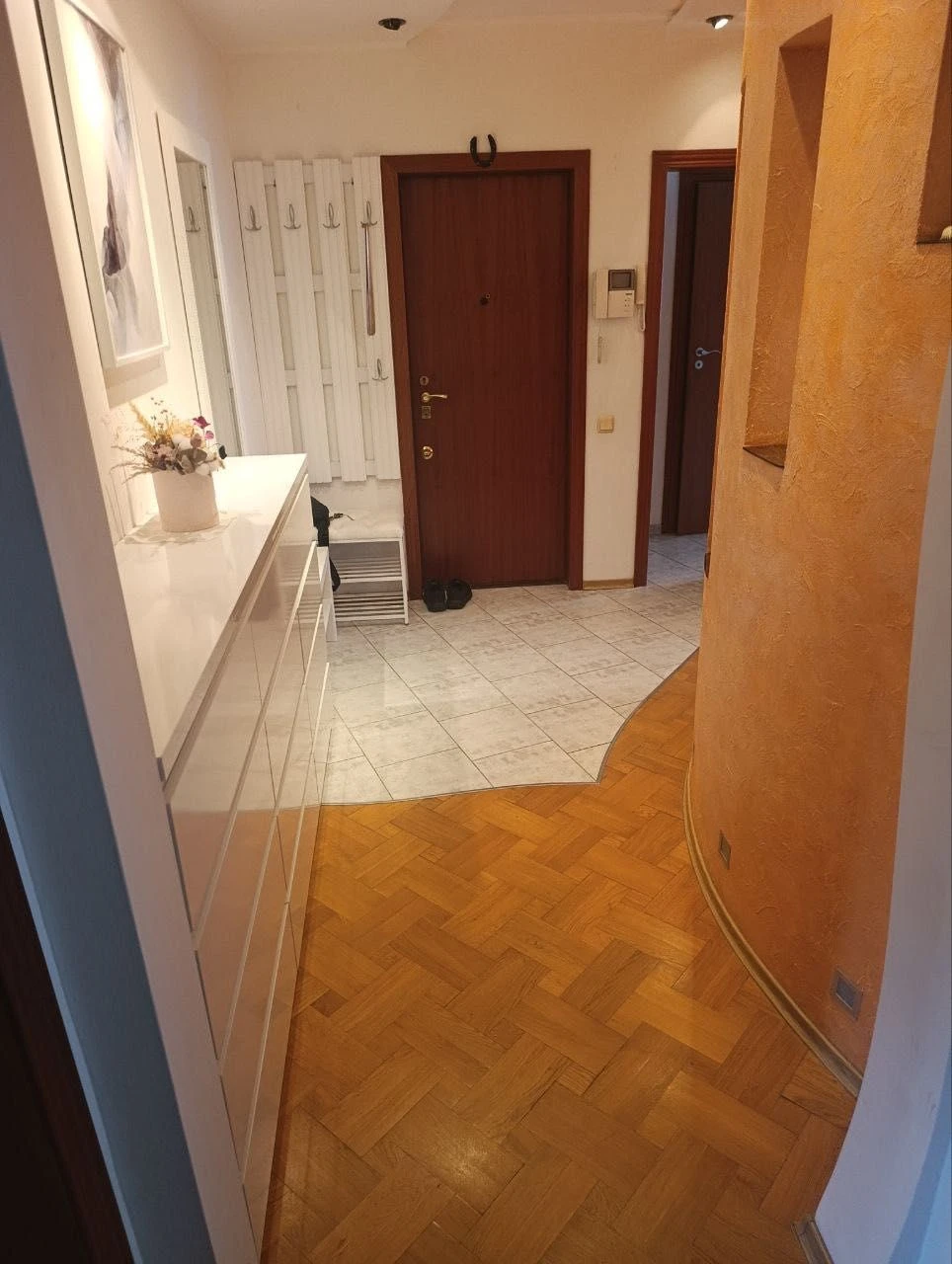Apartment with improved design and layout in Kharkiv, MZhK Internatsionalist