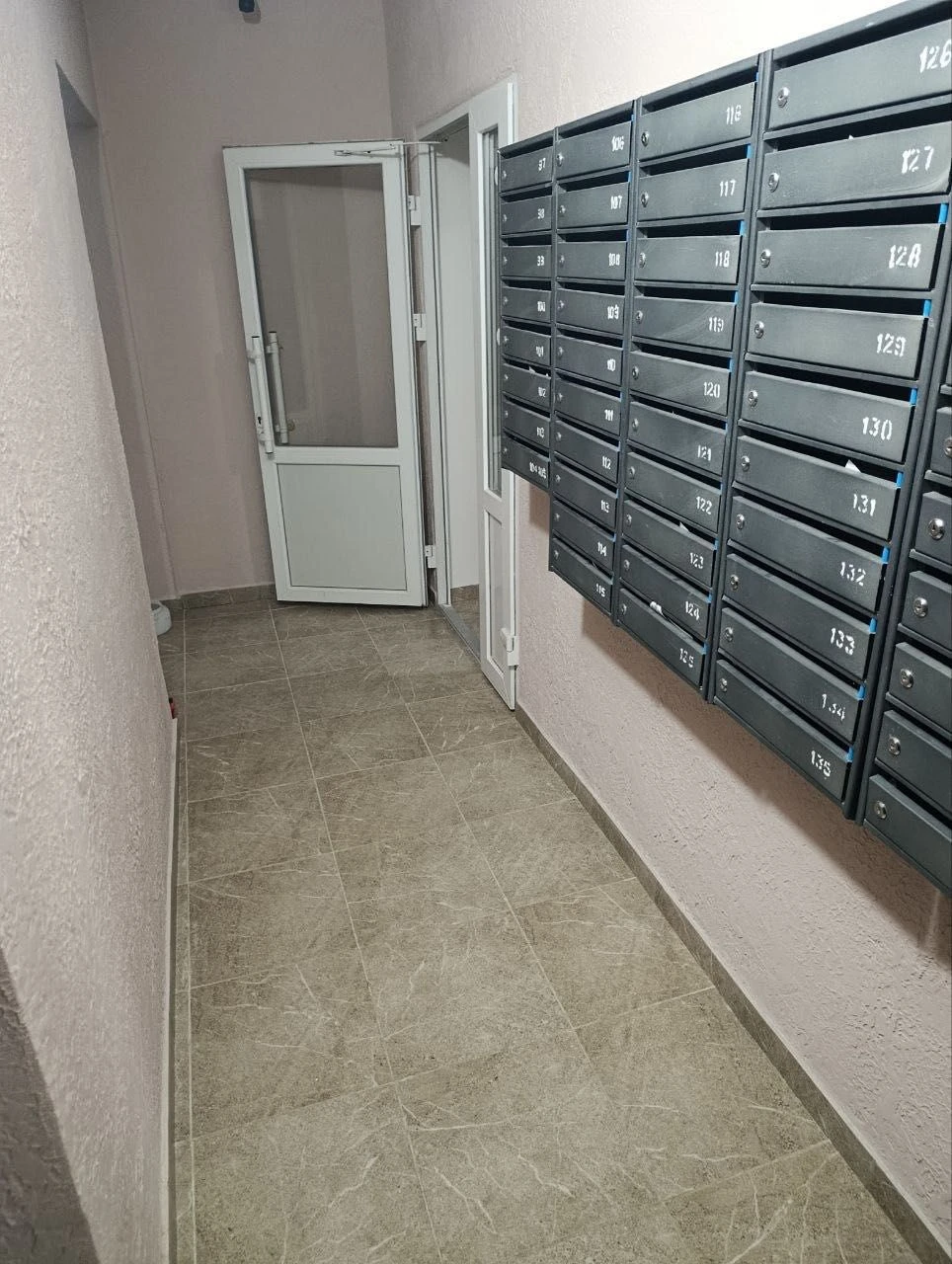 Apartment with improved design and layout in Kharkiv, MZhK Internatsionalist